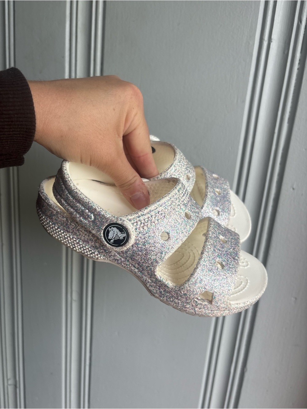 Girls 10C Toddler Silver Sparkly & White Croc Strappy Sandals